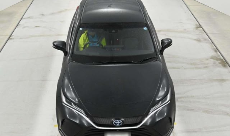 
								Toyota Harrier 2022 full									