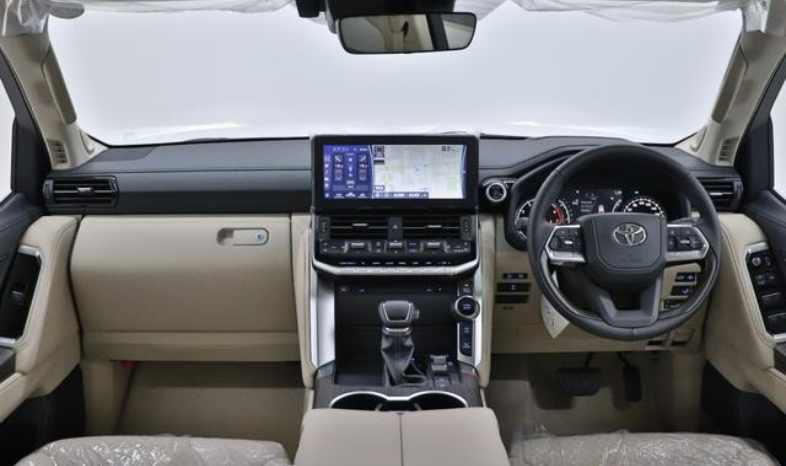 
								Toyota Land Cruiser 300 (2024) full									